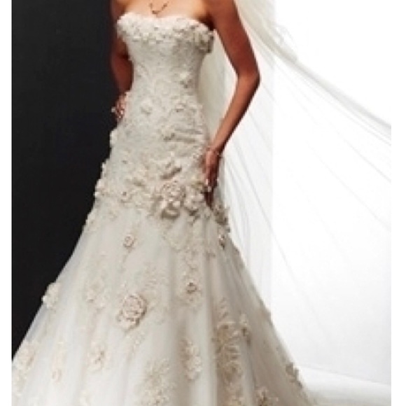 Maggie Sottero Vintage Haute Couture Wedding Dress - Picture 2 of 14